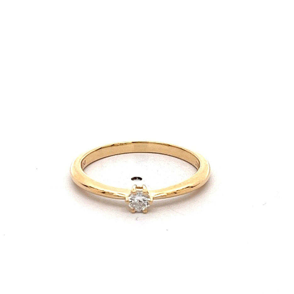 Anillo de Compromiso Luxe Solitario Diamante 0.10 ct en Oro Amarillo