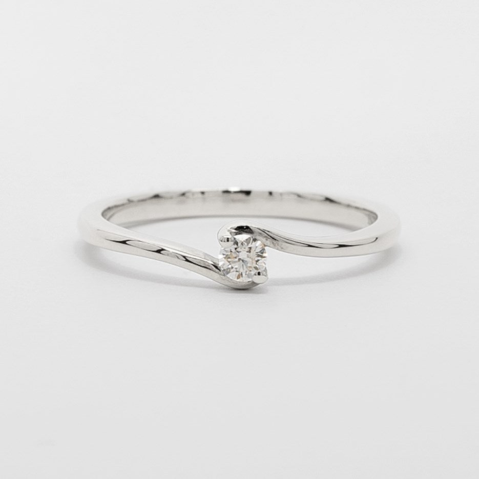 Anillo de Compromiso Accent Solitario Diamante 0.10 ct en Oro Blanco