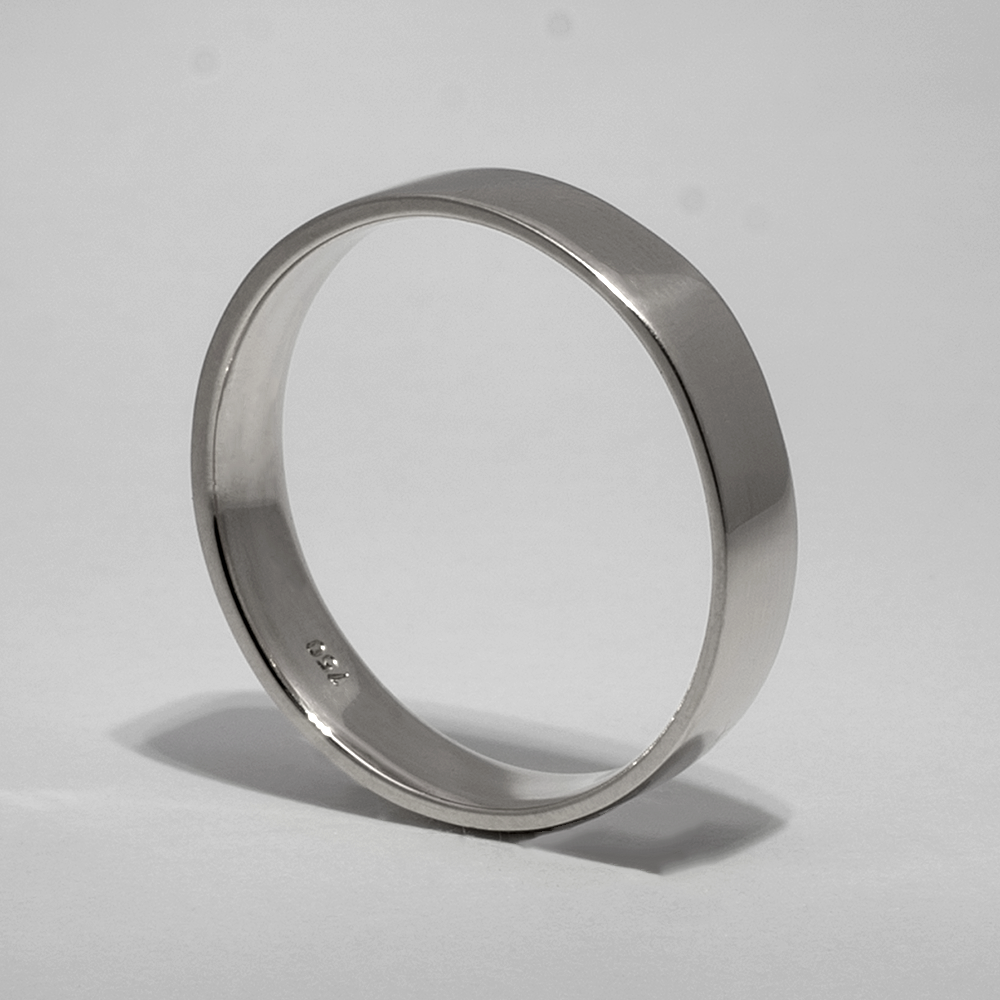 Argolla de Matrimonio en Oro Blanco Plana Lisa 5 mm