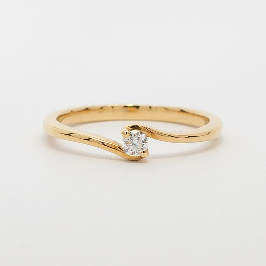 Anillo de Compromiso Accent Solitario Diamante 0.10 ct en Oro Amarillo