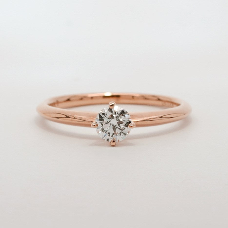 Anillo de Compromiso Luxe Solitario Diamante 0.33 ct en Oro Rosa