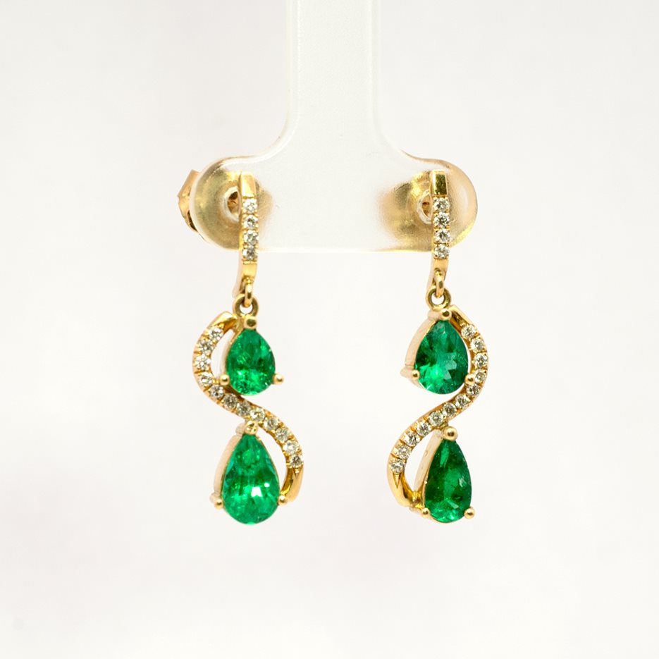 Pendientes Fura Esmeraldas 1.97 ct y Diamantes 0.32 ct en Oro Amarillo